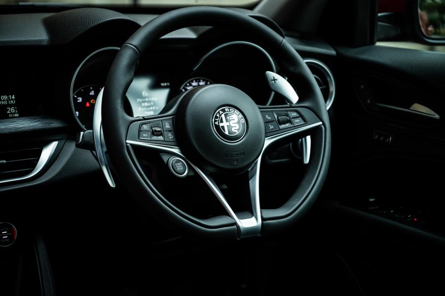 Панель приборов Alfa Romeo Stelvio (949) 2018 года  (JP) (фото 12 из 32)